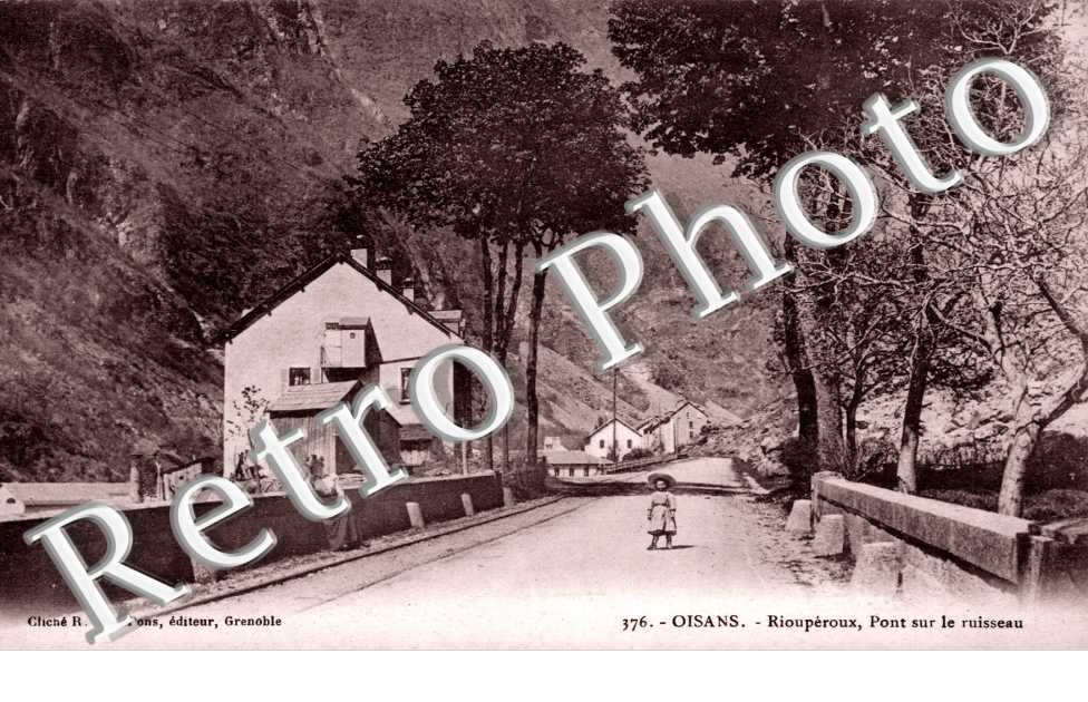 Riouperoux, Pont sur le Ruisseau
