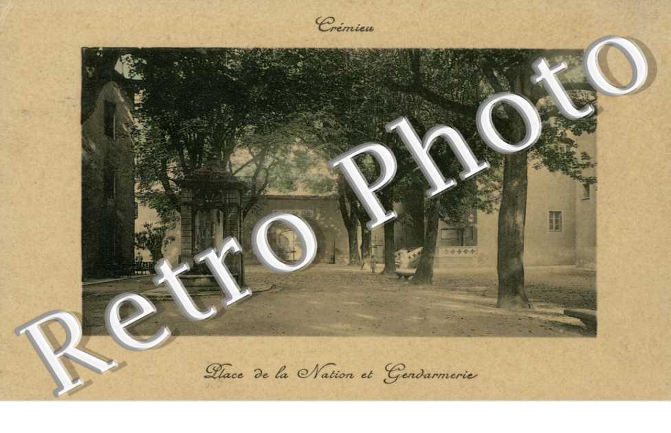 place de la Nation et gendarmerie 