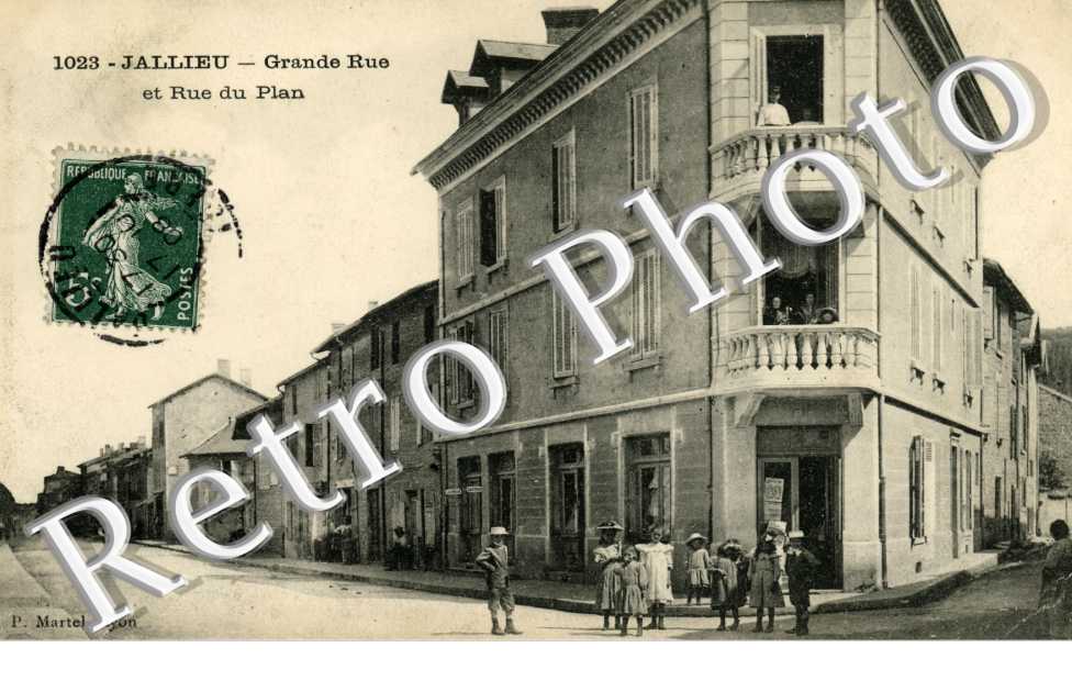Jallieu, Grande Rue  et Rue du Plan
