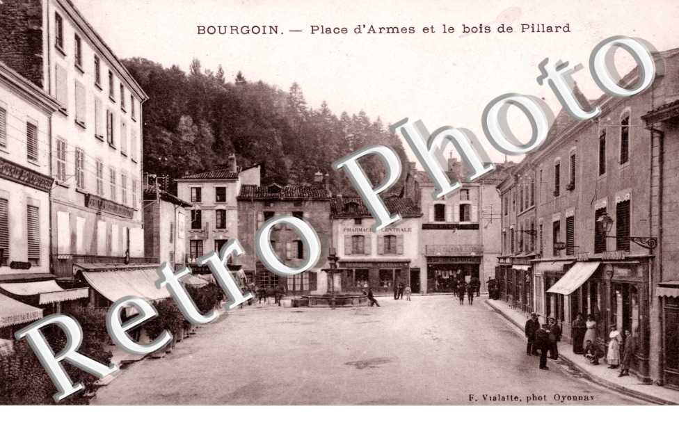 Place d&#039;Armes et le bois de Pillard