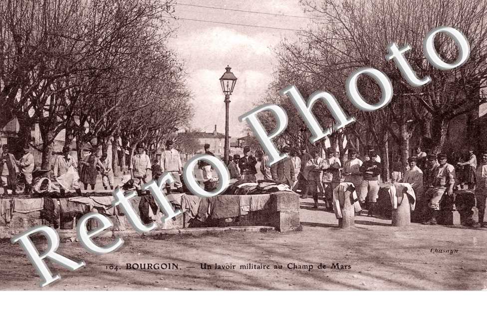 Un Lavoir Militaire au Champ de Mars