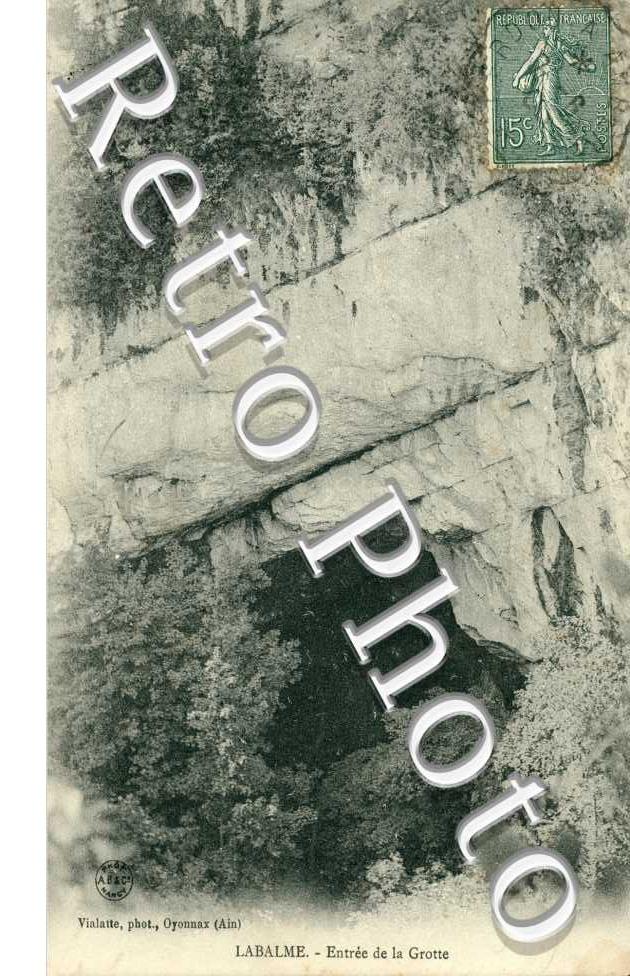 Entree des Grottes