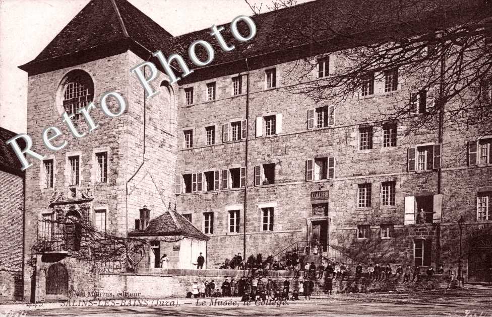 Le Musee, le College