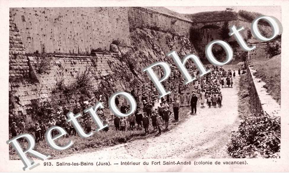 Interieur du Fort Saint Andre (colonie de vacances)