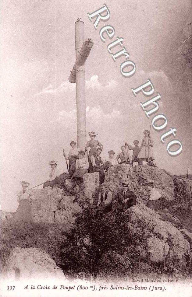 A la Croix de Poupet