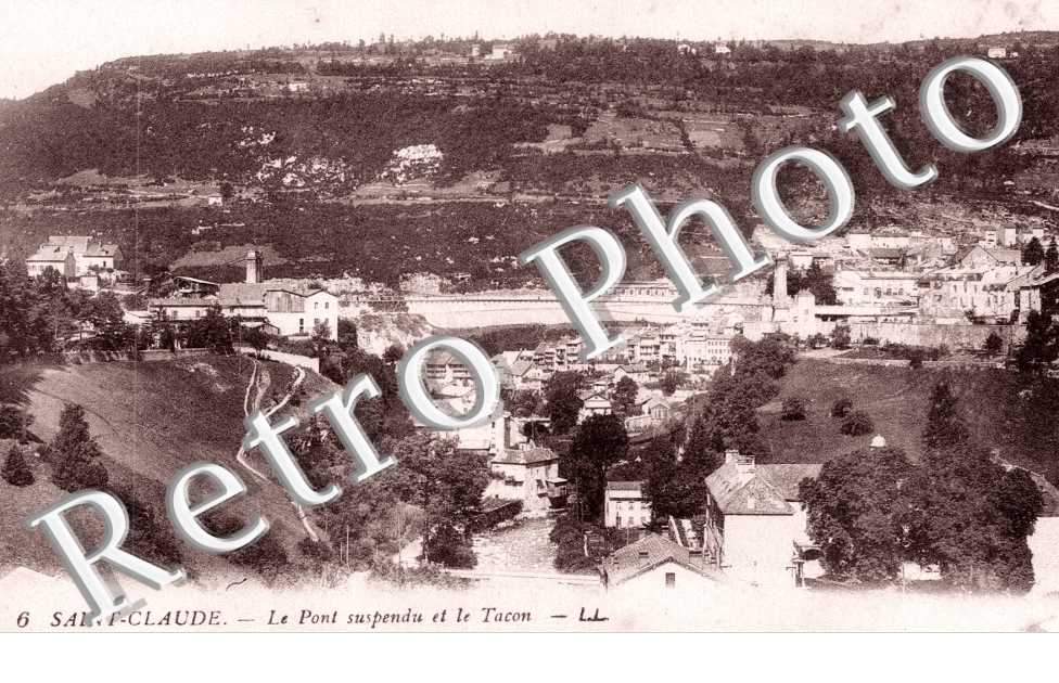 Pont suspendu et le Tacon