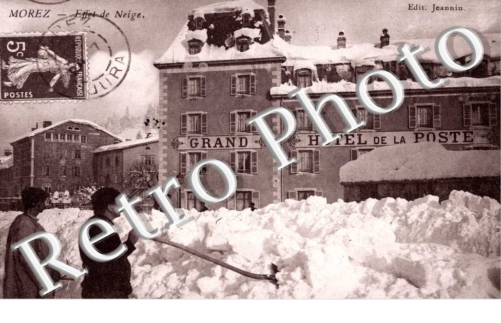 Grand Hotel de la Poste sous la neige