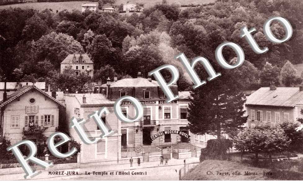 Le Temple et l&#039;Hotel Central