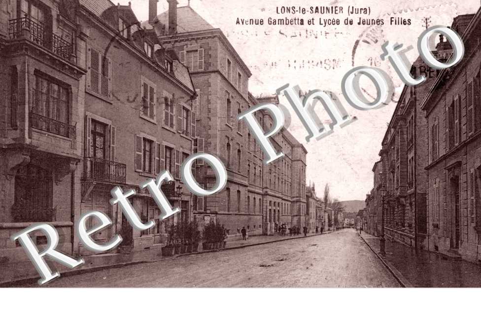 Avenue Gambetta et Lycee de Jeunes Filles
