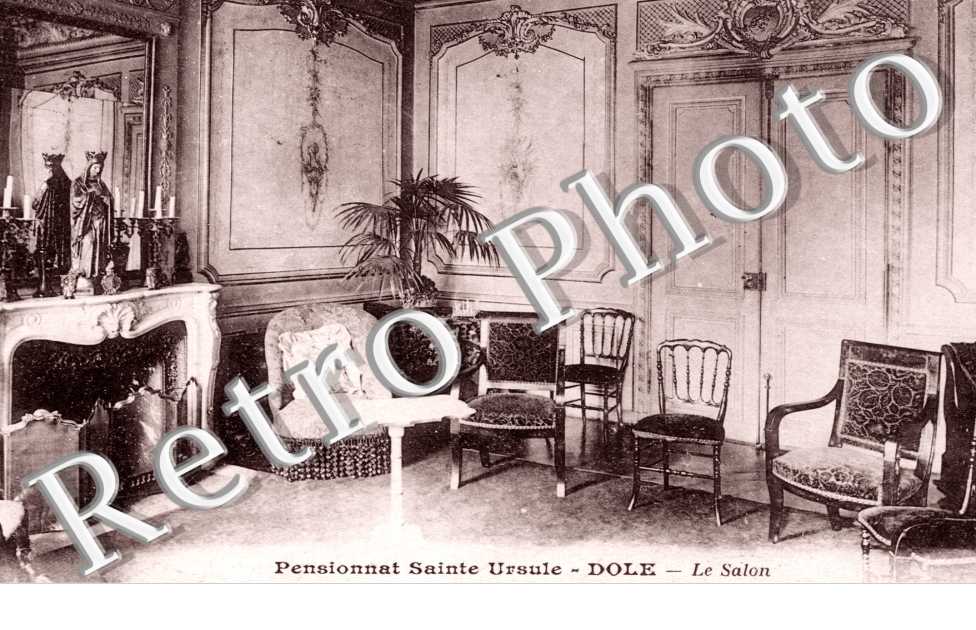 Pensionnat Sainte Ursule - Le Salon