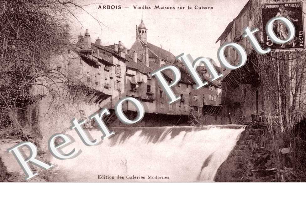 Vieilles Maisons sur la Cuisina