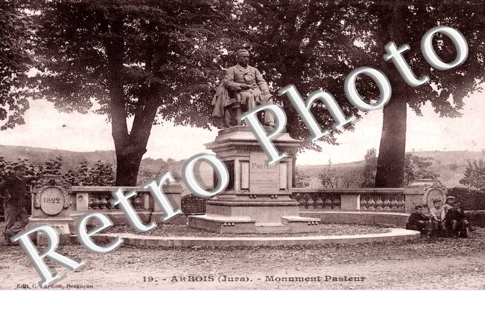 Monument Pasteur