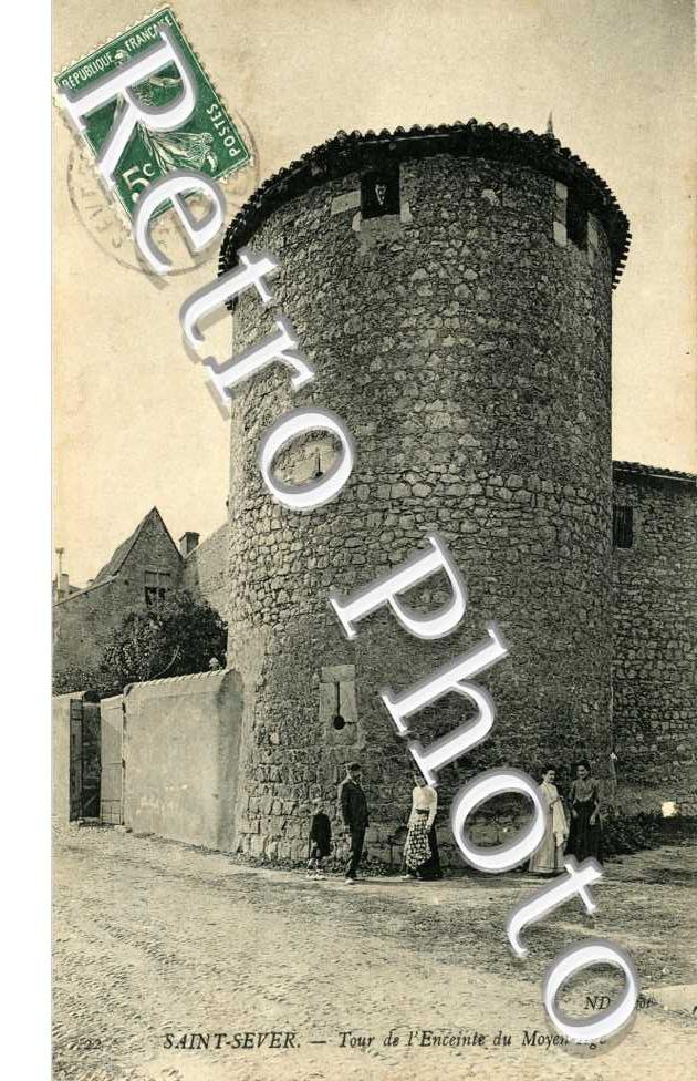 Tour de l&#039;enceinte