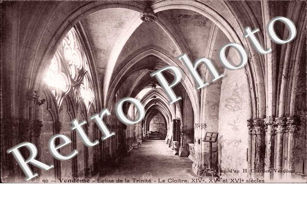 Interieur de l'Eglise