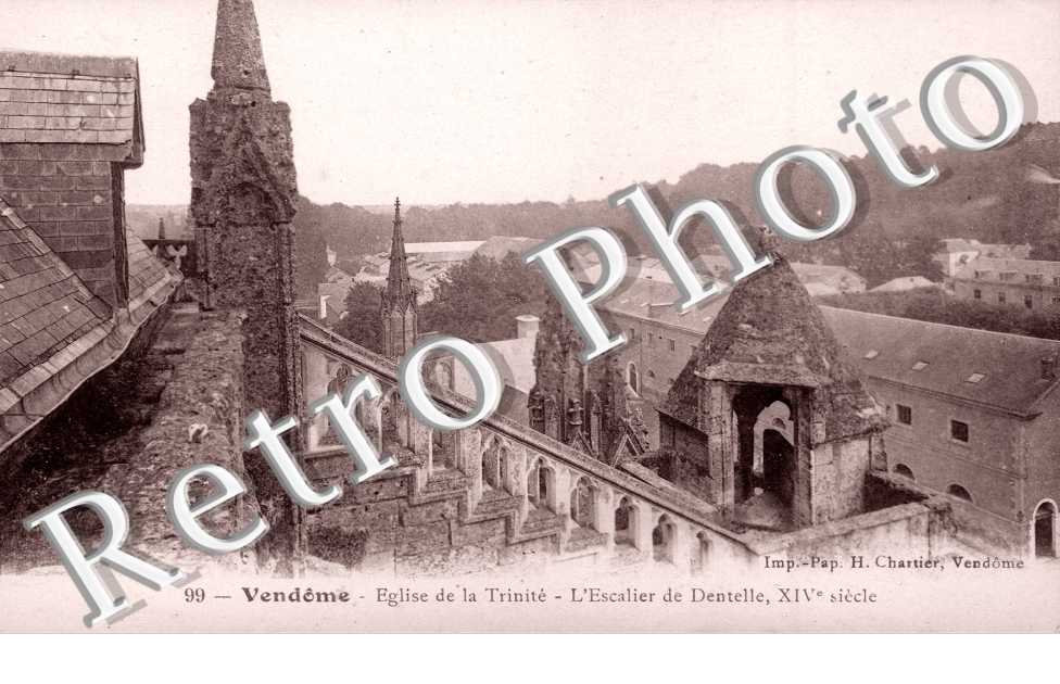 Eglise de la Trinite, Escalier de Dentelle