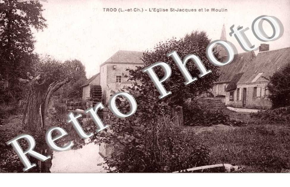 l'Eglise Saint-Jacques et le Moulin