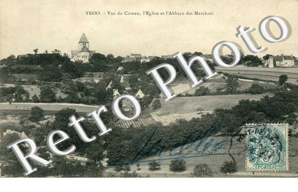 Vue du Coteau, l'Eglise et l'Abbaye des Marchais