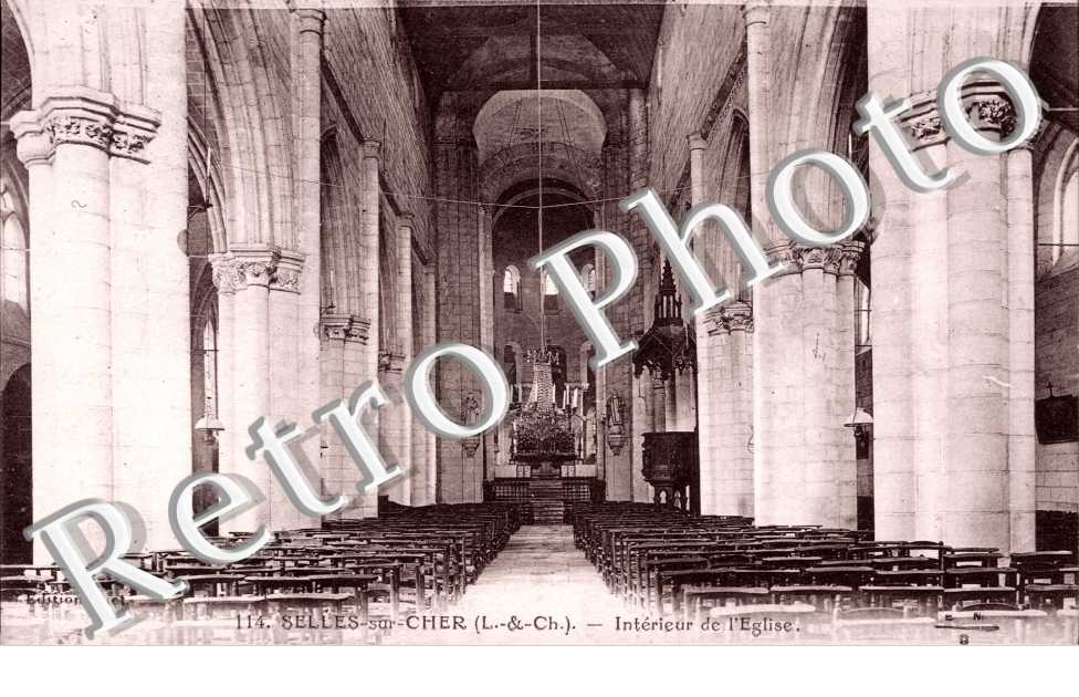 Interieur de l'Eglise