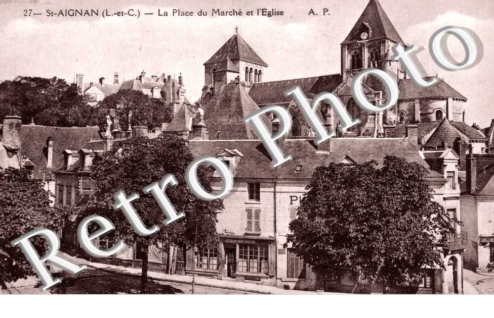 La Place du Marche de l&#039;Eglise