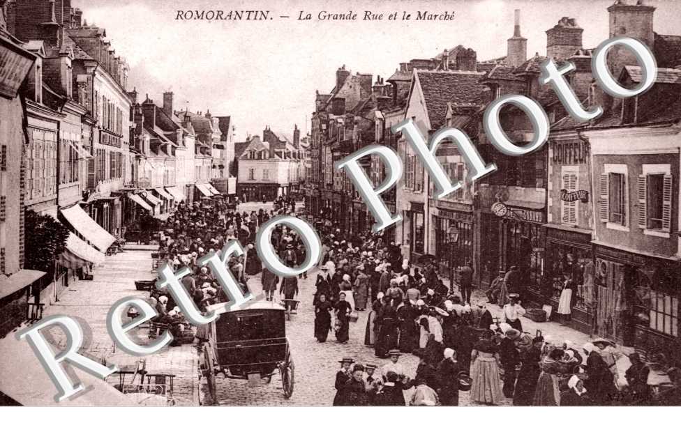 La Grande Rue et le Marche