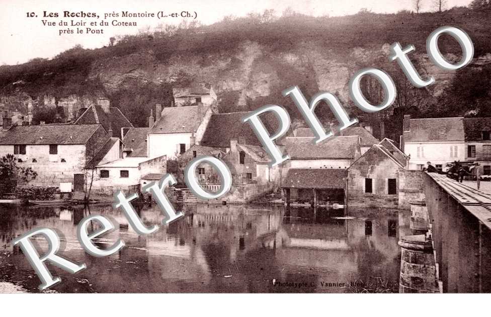 pres Montoire, vue du Loir et du coteau pres le pont