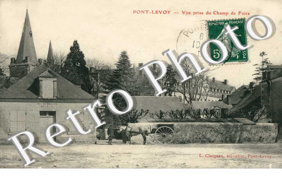 Vue prise du Champ de Foire