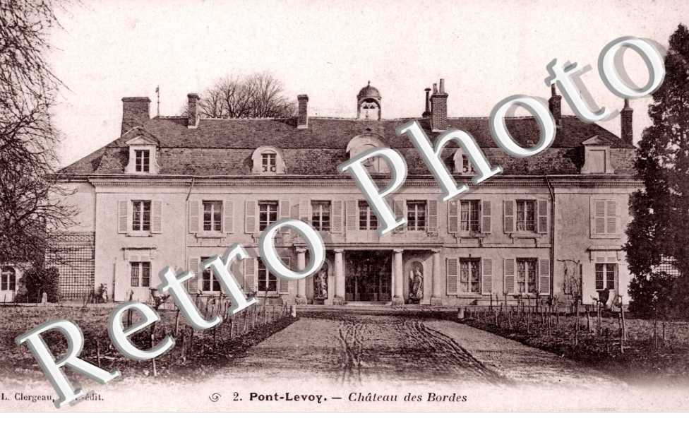  Chateau des Bordes