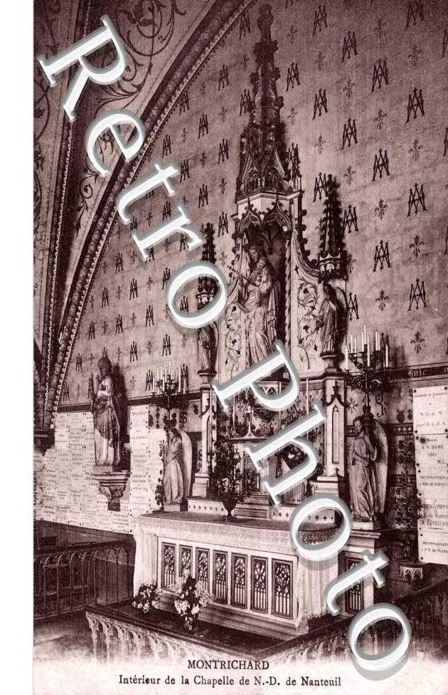 Interieur de la Chapelle de Notre Dame de Nanteuil
