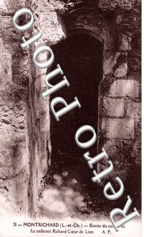 entree du cachot ou fut enferme Richard Coeur de Lion