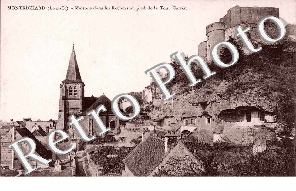 Maisons dans les rochers