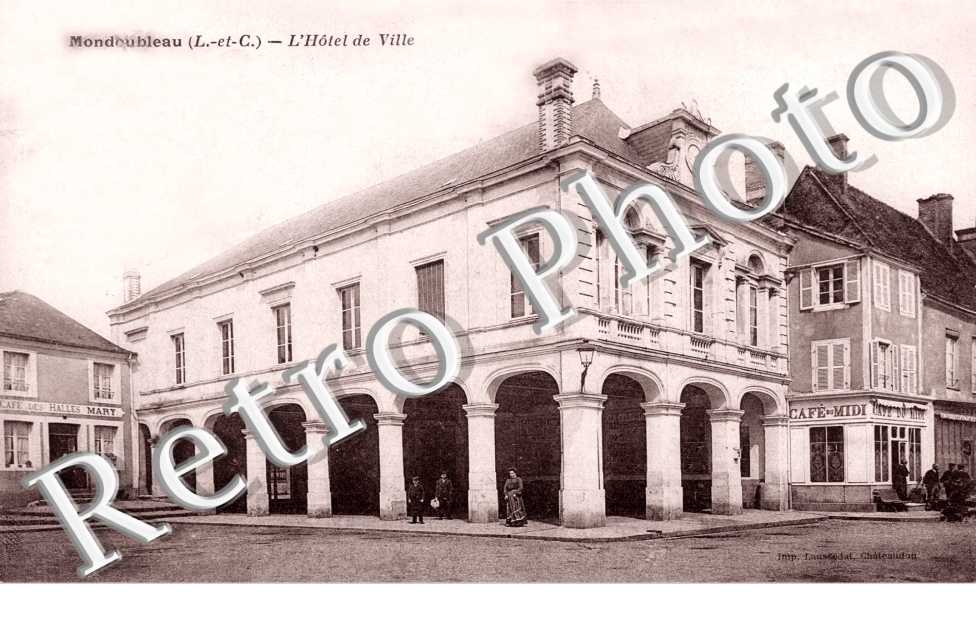 L'Hotel de Ville