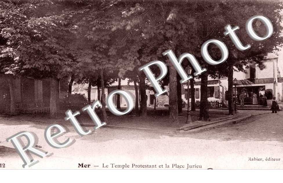 le Temple Protestant et la Place Jurieu