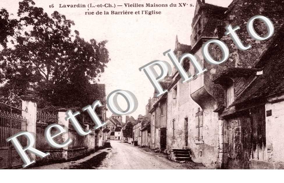 Vieilles Maisons du XVeme siecle, Rue de la Barriere et l&#039;Eglise