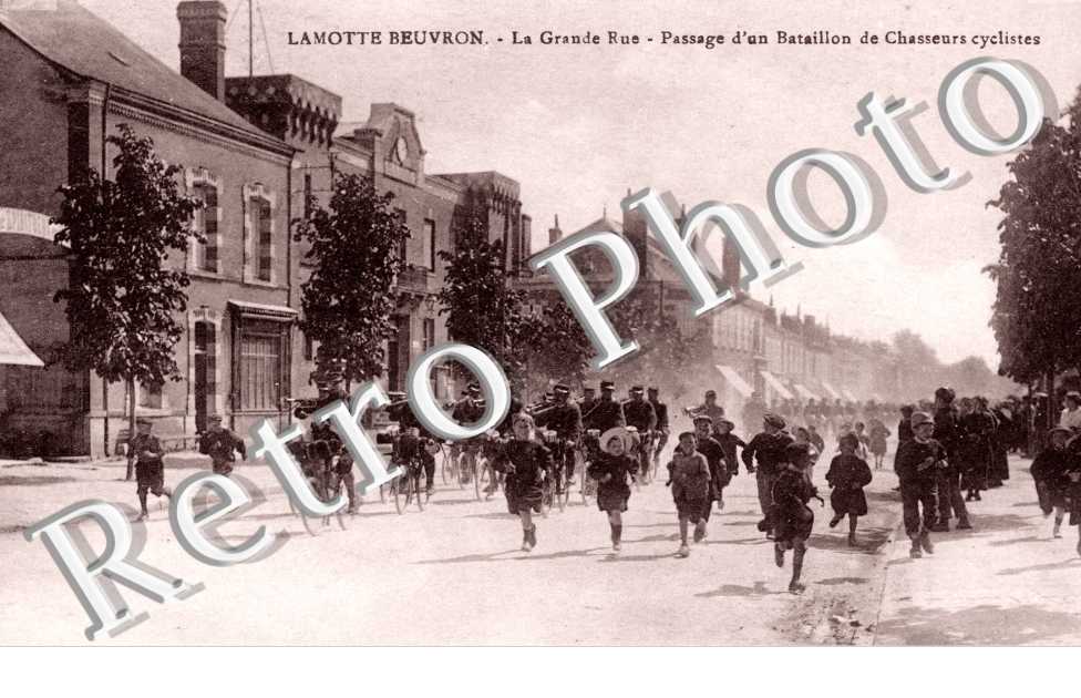 la Grande Rue, Passage d&#039;un Bataillon de Chasseurs cyclistes