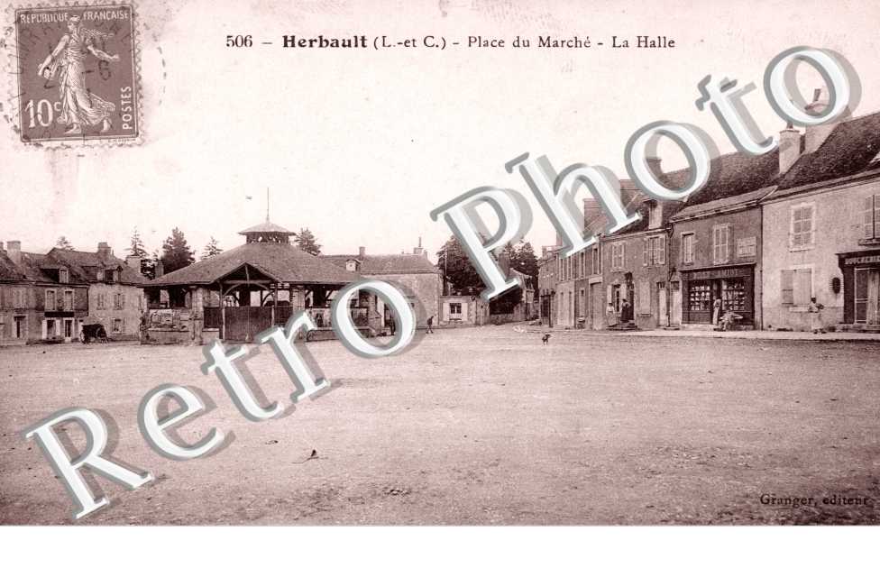Place du Marche, la Halle