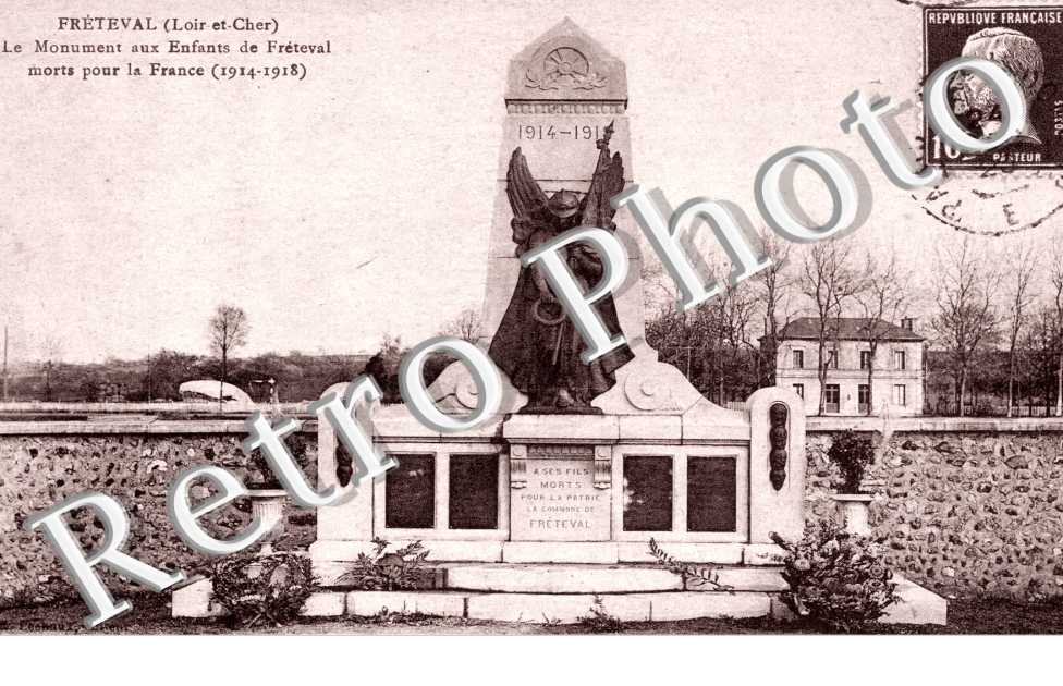 Le Monument aux Morts