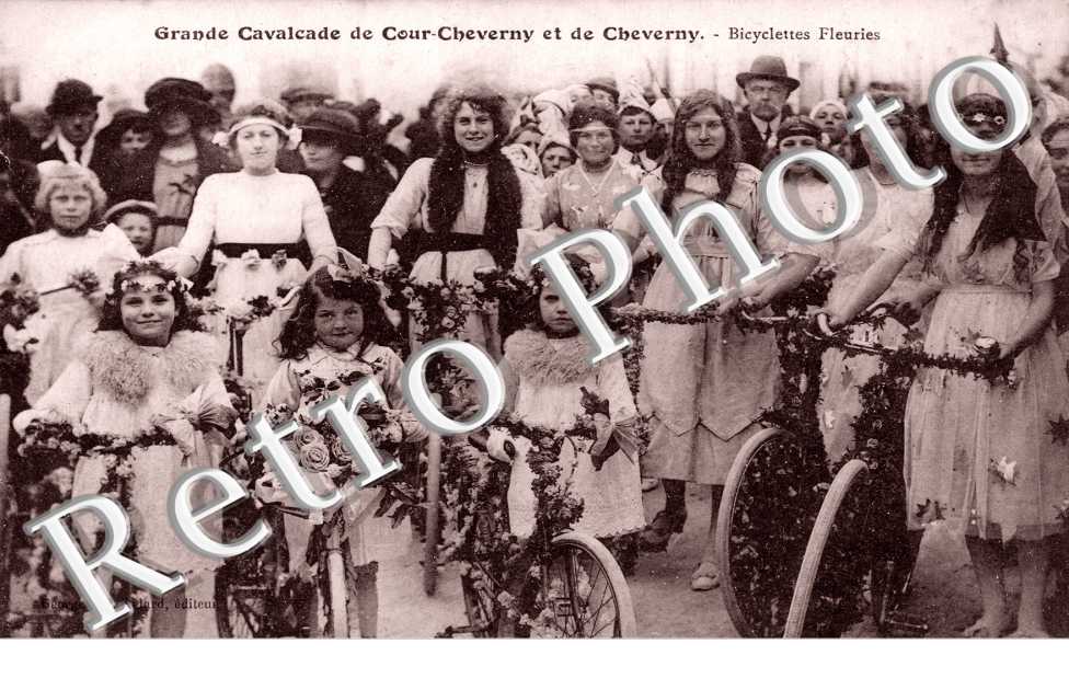 grande cavalcade de Cour-Cheverny et de Cheverny, bicyclettes fleuries