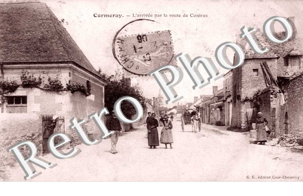 Arrivee par la Route de Contres