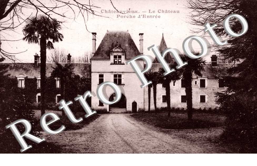 le Chateau - Porche d&#039;entrée