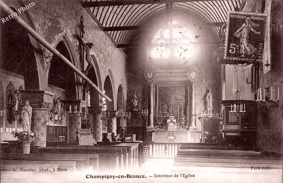 Interieur de l&#039;eglise