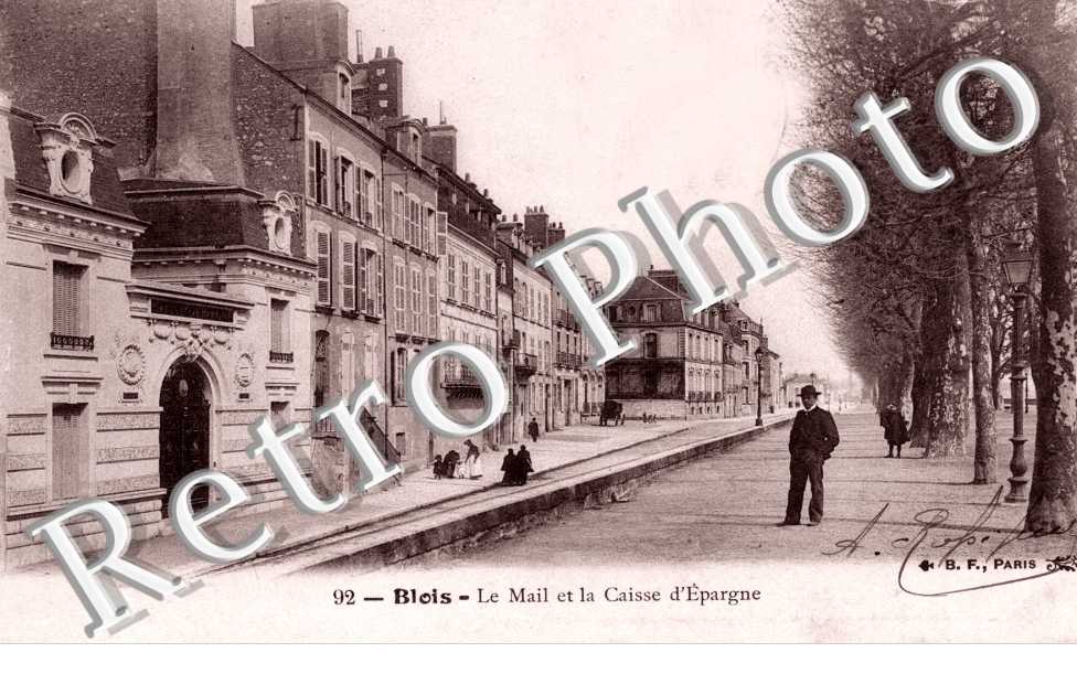 Le mail et la caisse d'Epargne