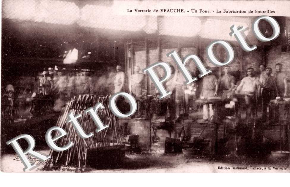 Un Four - la Fabrication de Bouteilles