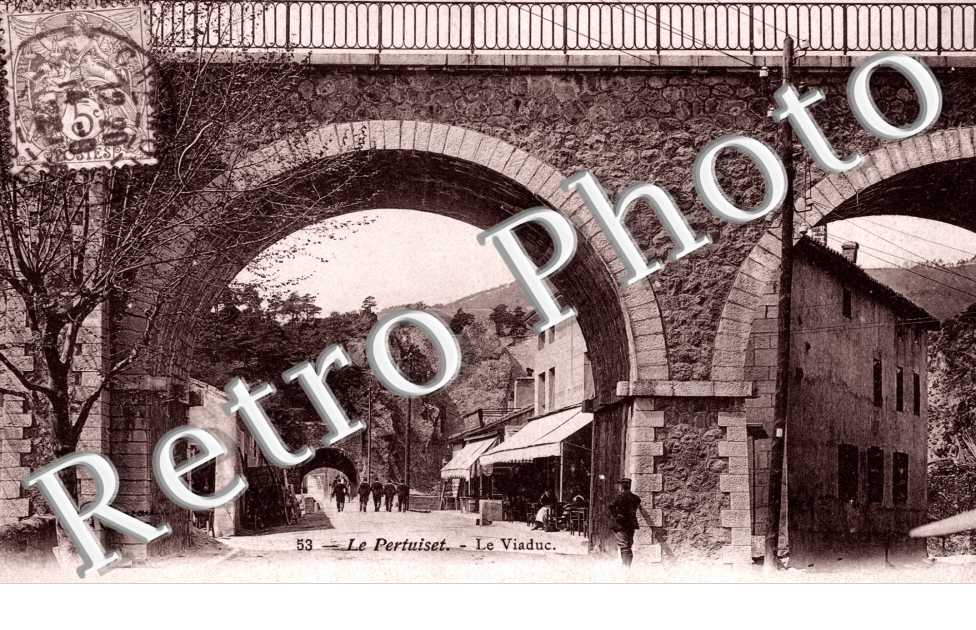 le Viaduc, Le Pertuiset