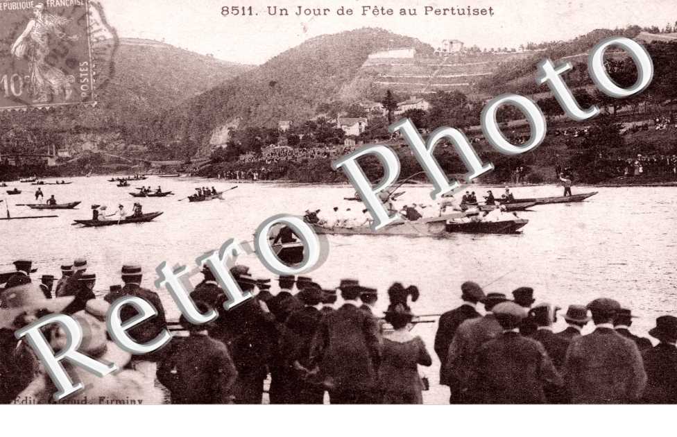 Un jour de Fete au Pertuiset