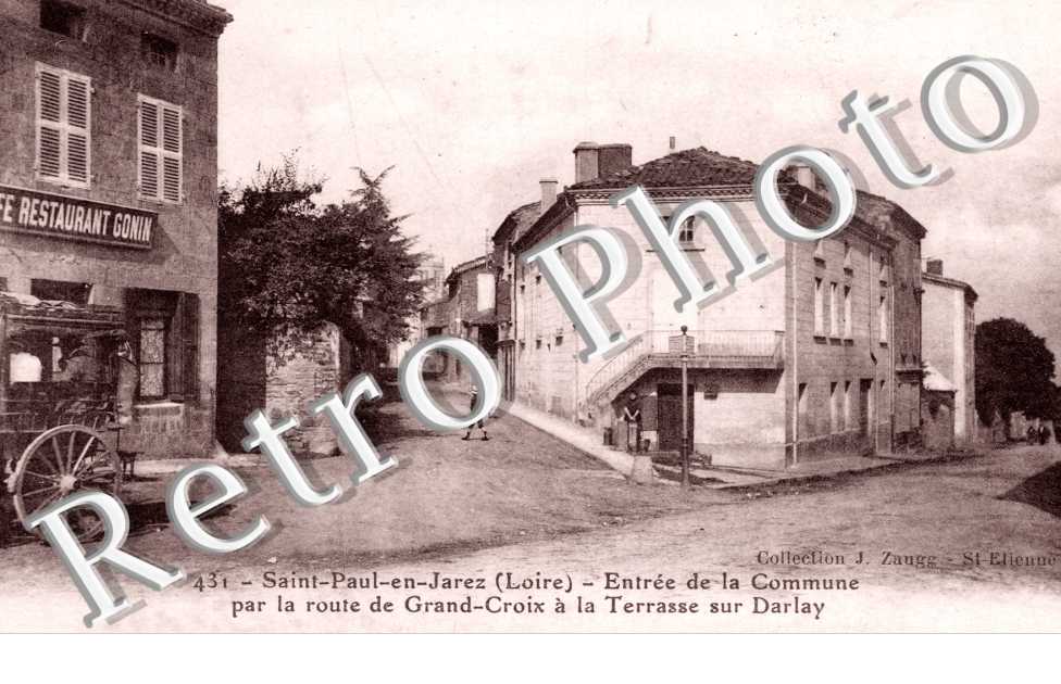 Entree de la Commune (Cafe Restaurant Gonin)