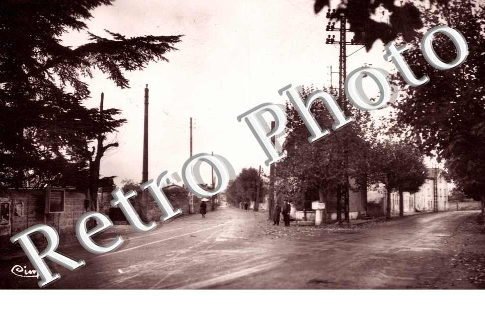 Carrefour des Routes St Rambert Bonson