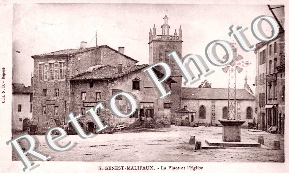 la place et l&#039;eglise