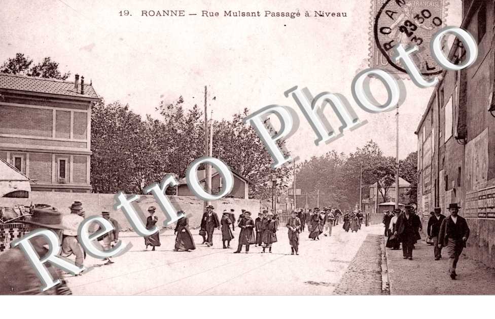 Rue Mulsant, Passage a niveau