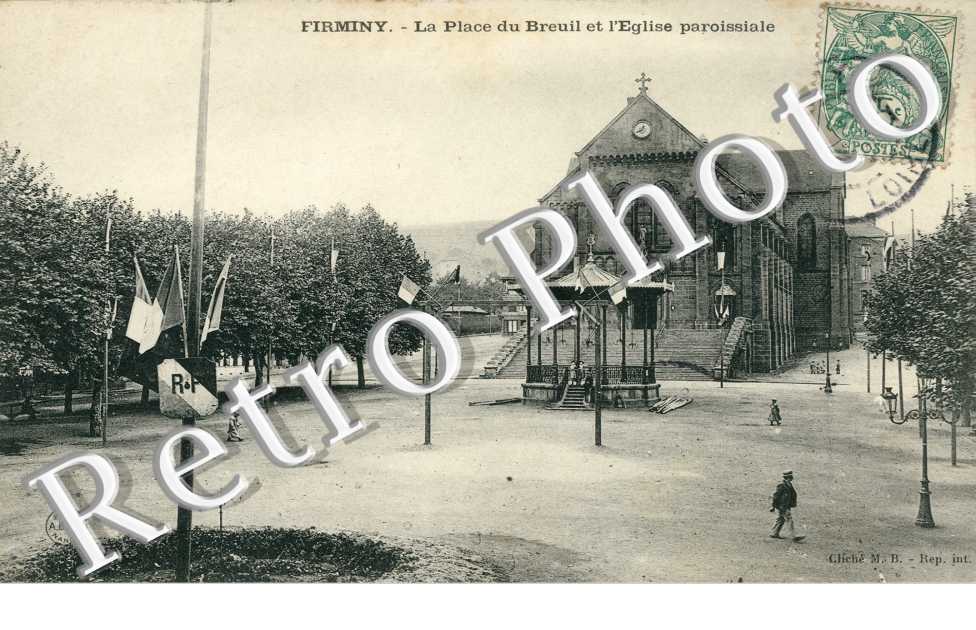 La Place du Breuil et l'Eglise