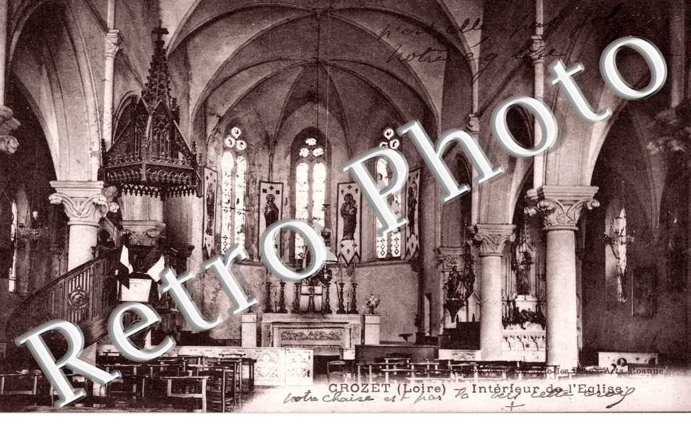 Interieur de l'eglise